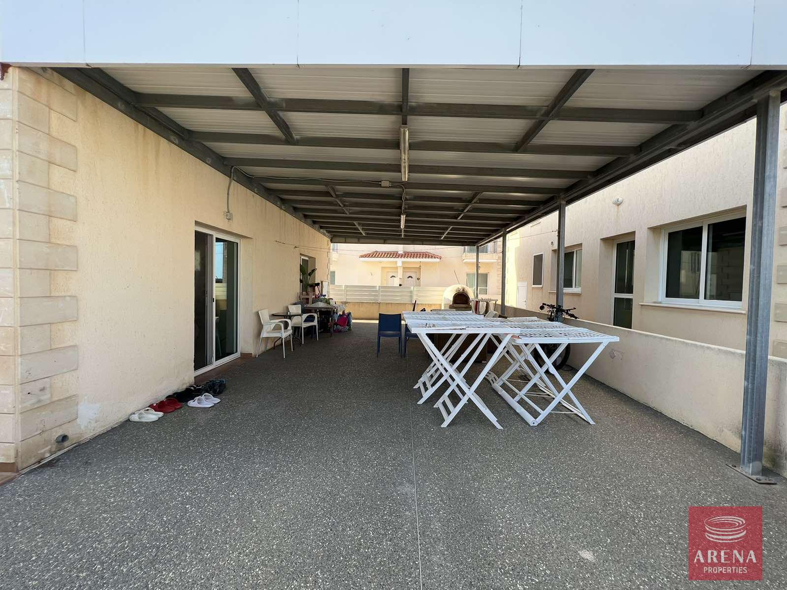 0-02-05-112dd7c22683703775b256d7e21a91886b92a71378867642a0d73c079fb6defd_d9b7fbf26323ccb9-1