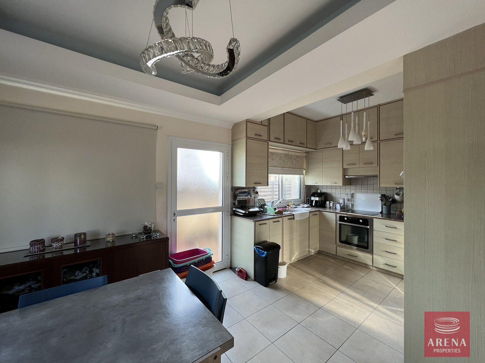 0-02-05-a6163a3f220f36cde9cb3f5355157275e04a1e7bc42977ec329c0208201521a7_30c2805492451c79-1