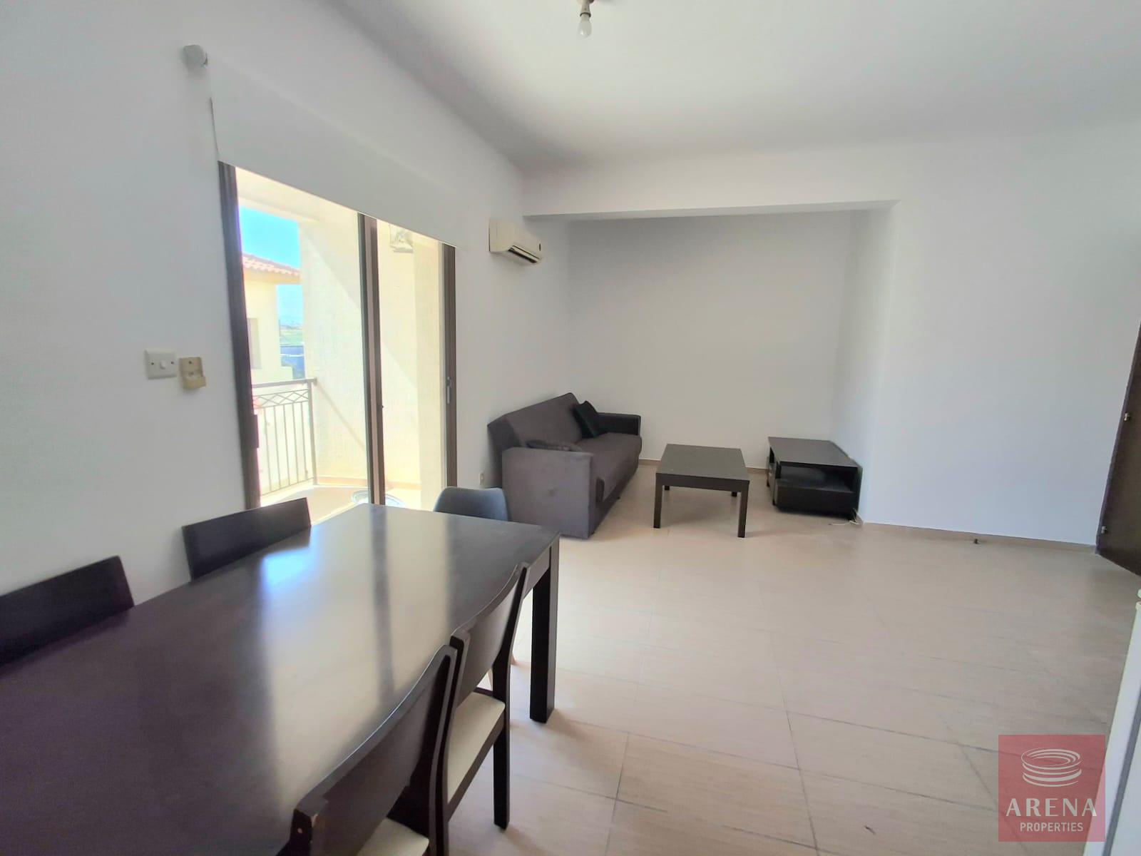 1-1-bed-apt-aradippou-9436-6