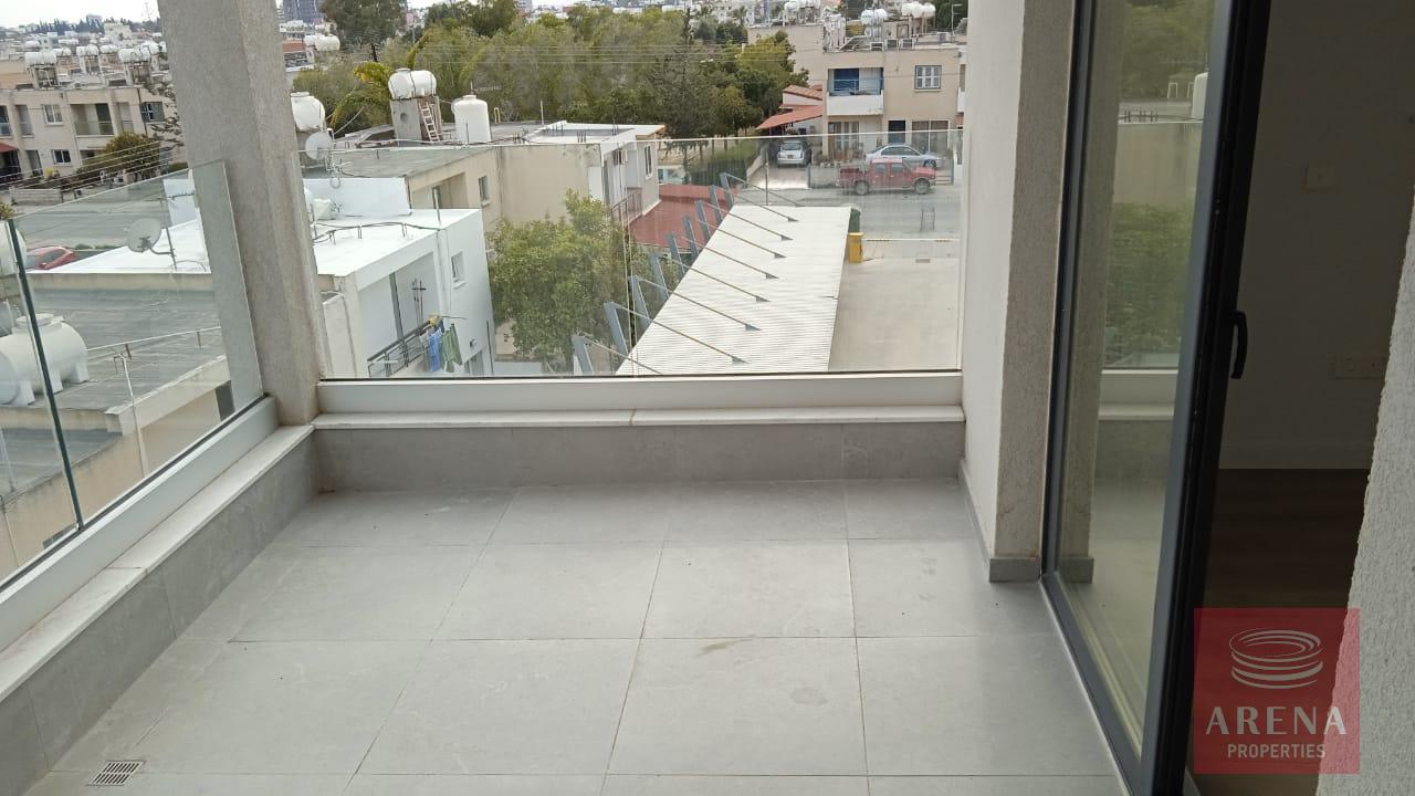 1-2-BED-APT-ARADIPPOU-9306