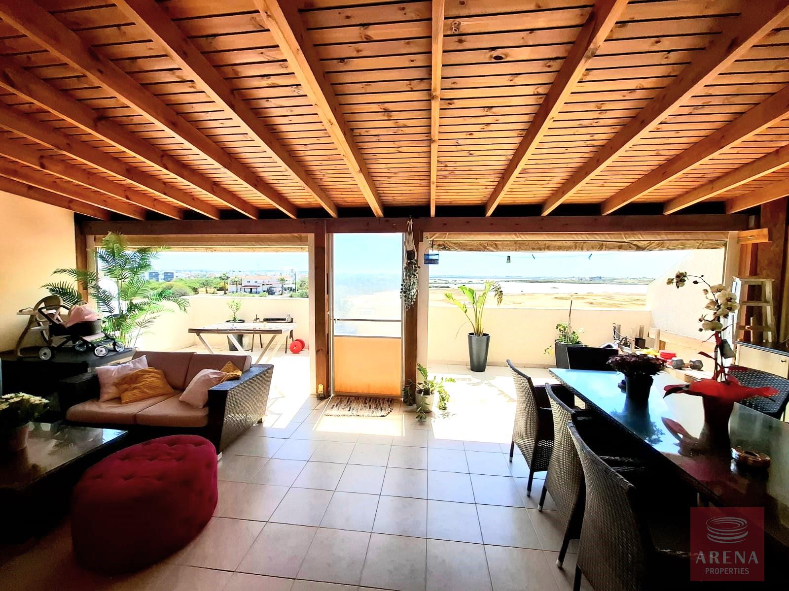 1-2-BED-APT-DERYNIA-9447-1