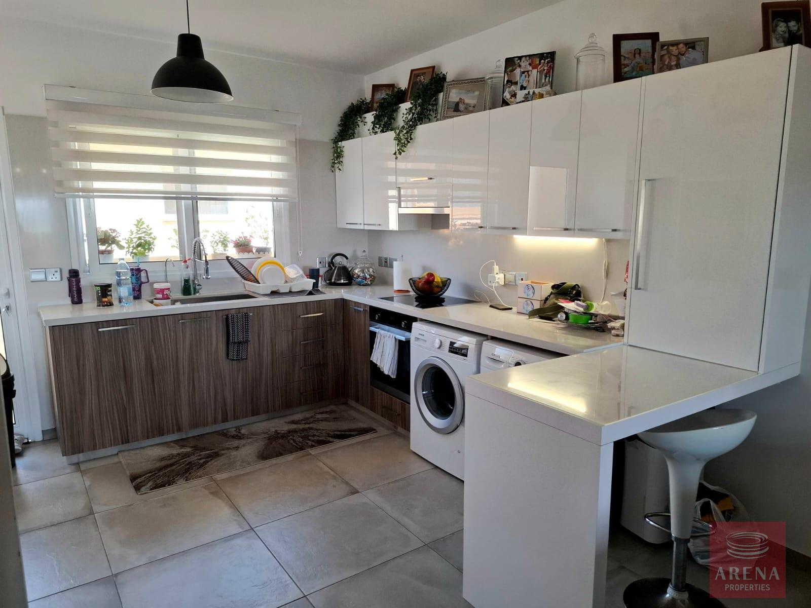 1-2-BED-APT-DERYNIA-9447-8