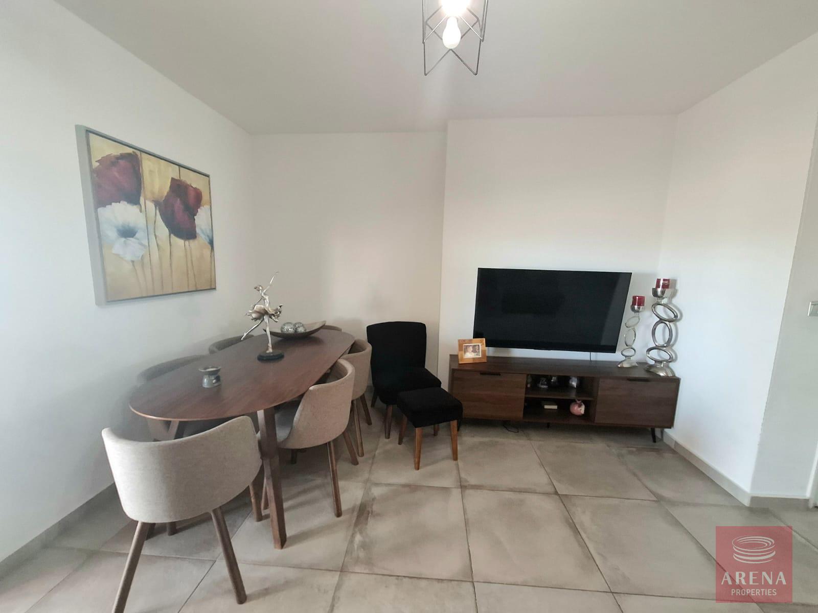 1-2-BED-APT-DERYNIA-9447-9