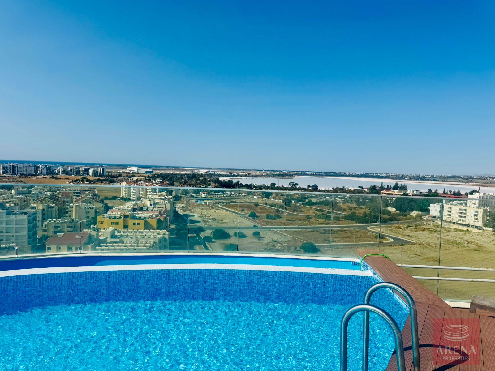 1-2-BED-APT-FOR-RENT-MAKENZY-9685-6