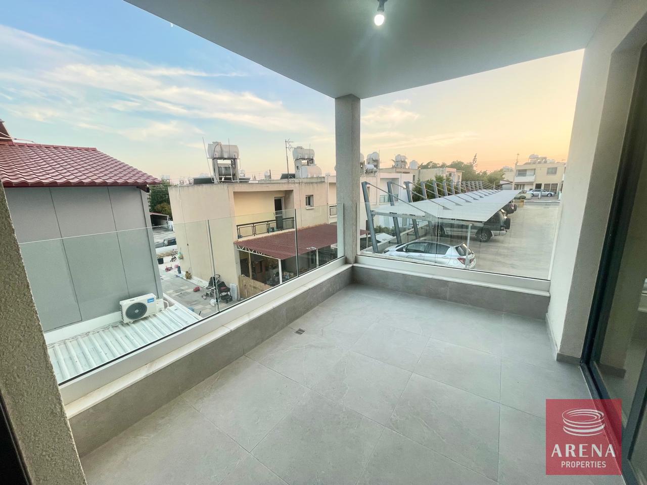 1-2-BED-APT-IN-ARADIPPOU-8732