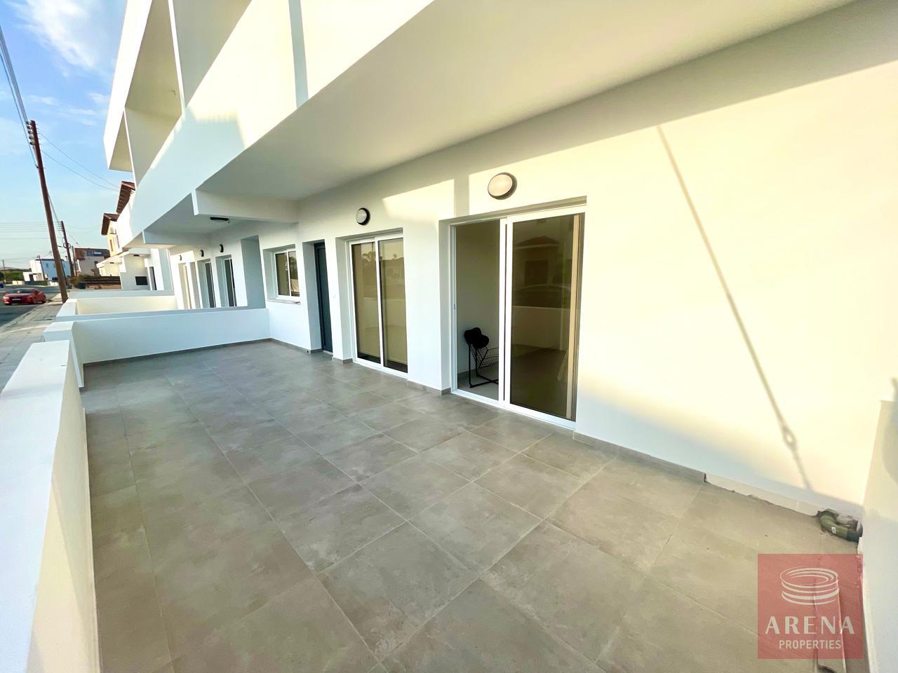 1-2-BED-APT-LIVADIA-8048-2