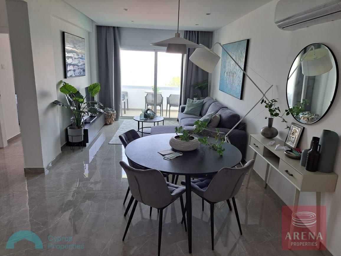 1-2-BED-APT-MAKENZY-9405-12