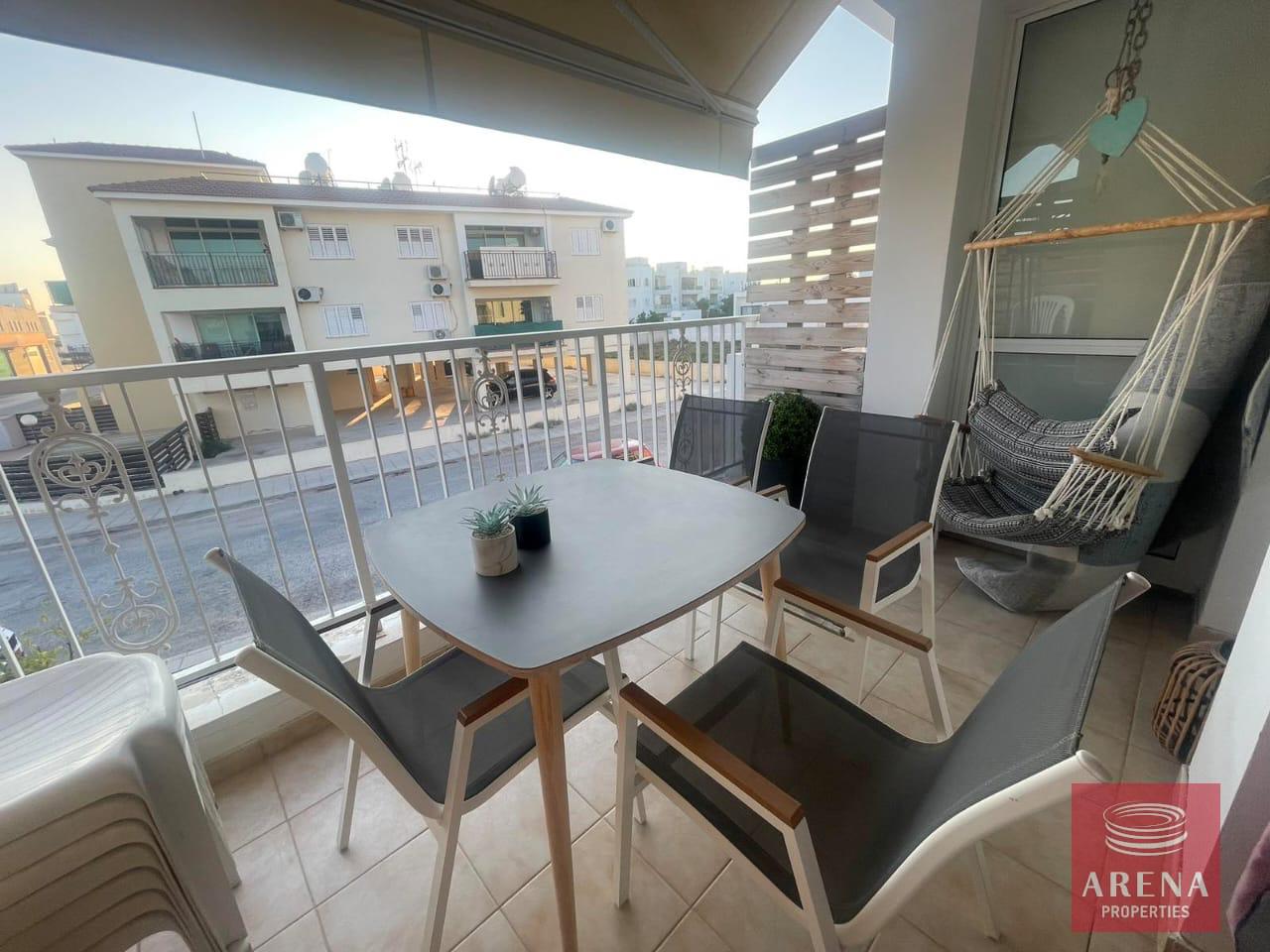 1-2-BED-APT-PARALIMNI-8925