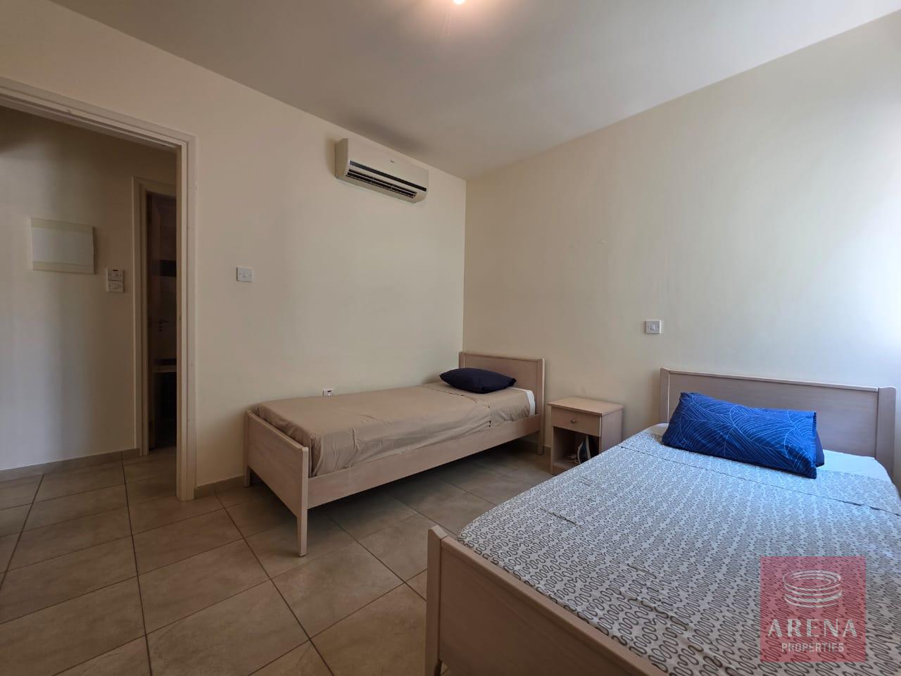 1-2-BED-APT-PARALIMNI-9734-15