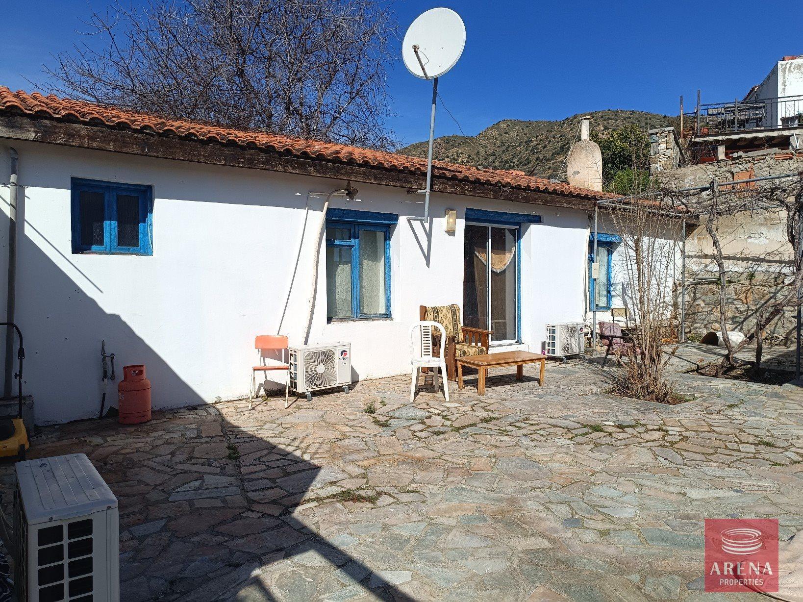 1-2-BED-BUNGALOW-ORA-8786