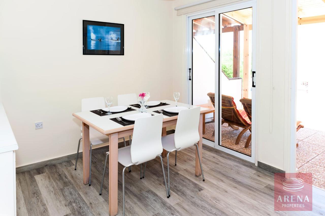 1-2-BED-TH-CAPE-GRECO-9574-5