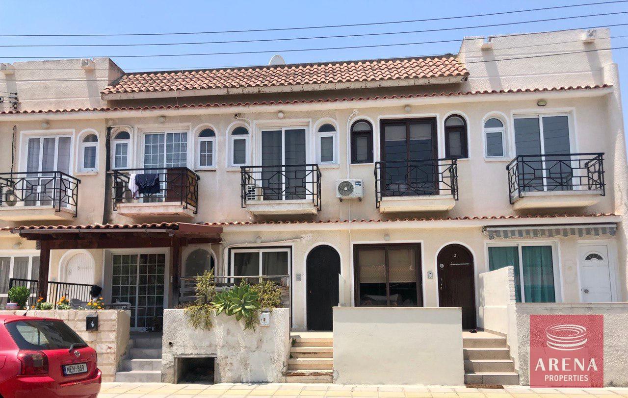 1-2-BED-TH-IN-DEKELIA-8457