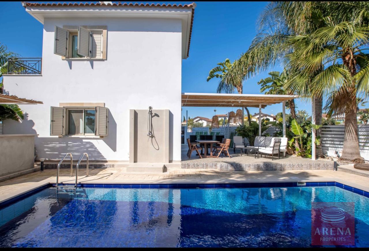 1-2-BED-VILLA-AYIA-THEKLA-9345-1