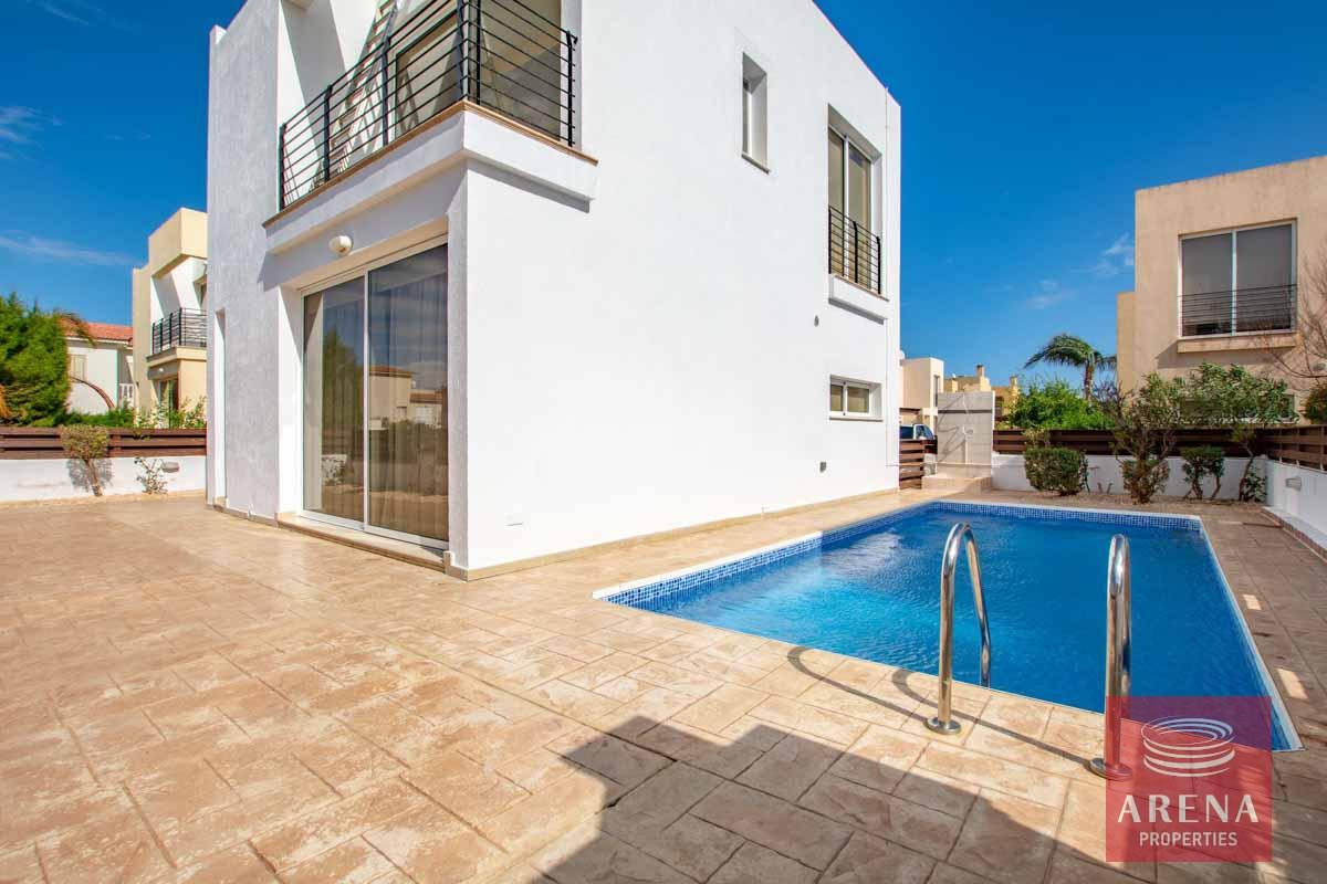 1-2-BED-VILLA-IN-AYIA-TRIADA-6135