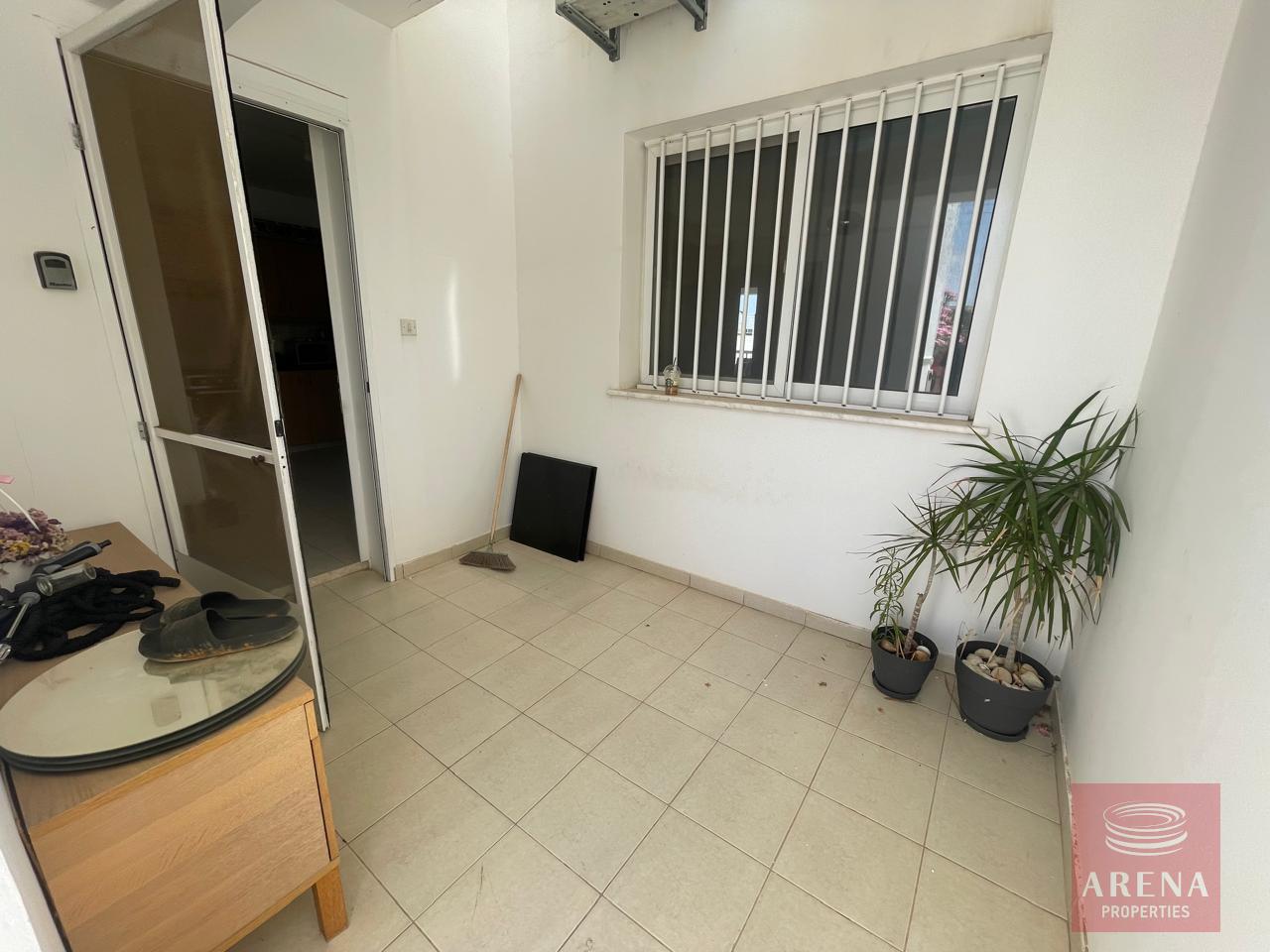 1-2-bed-apt-paralimni-9663-24
