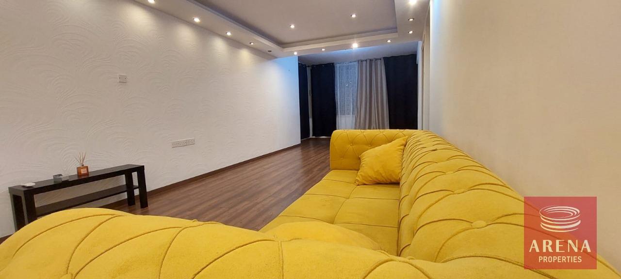 1-3-BED-APT-IN-NEW-MARINA-AREA-8875