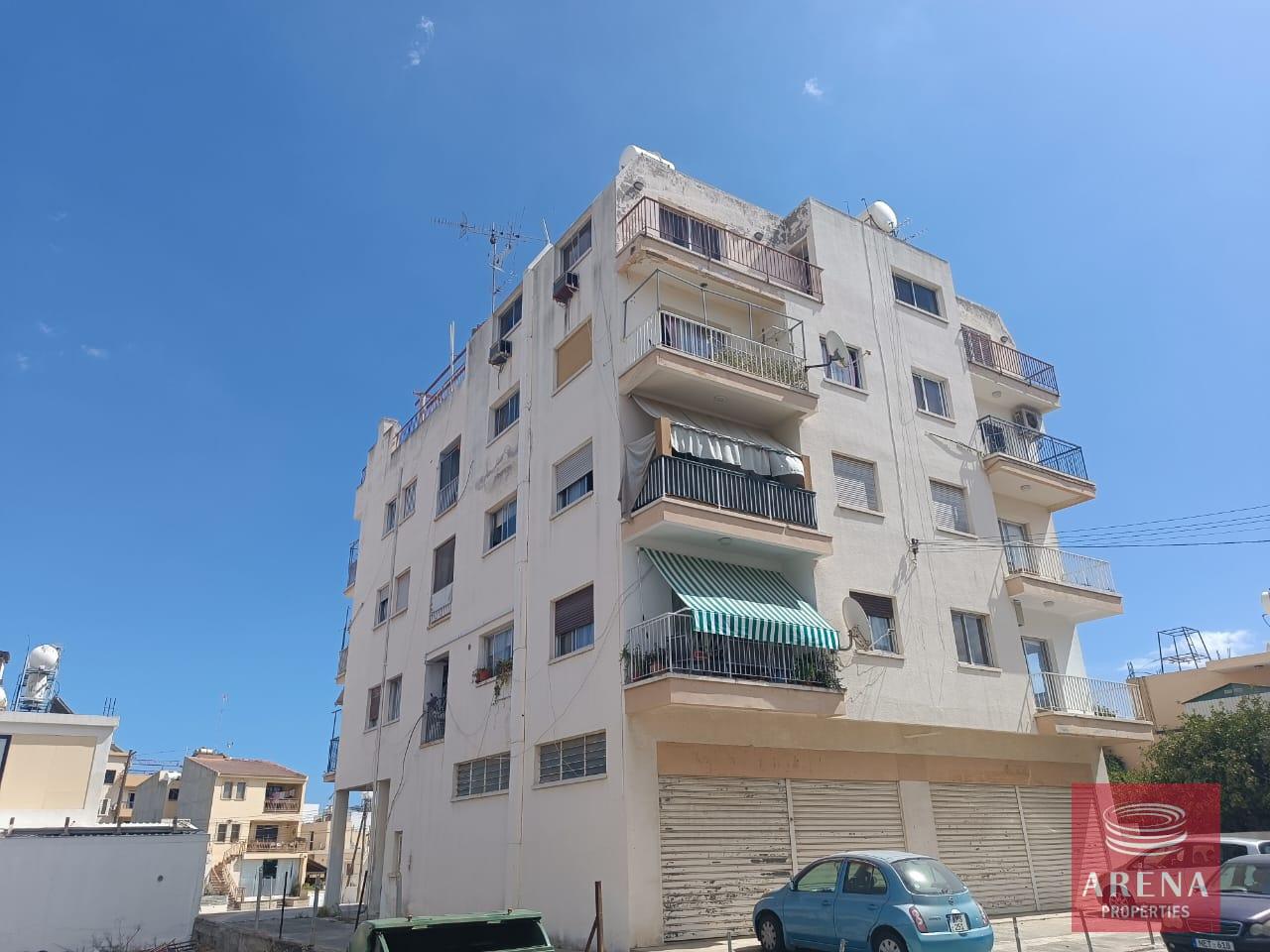 1-3-BED-APT-LARNACA-8542