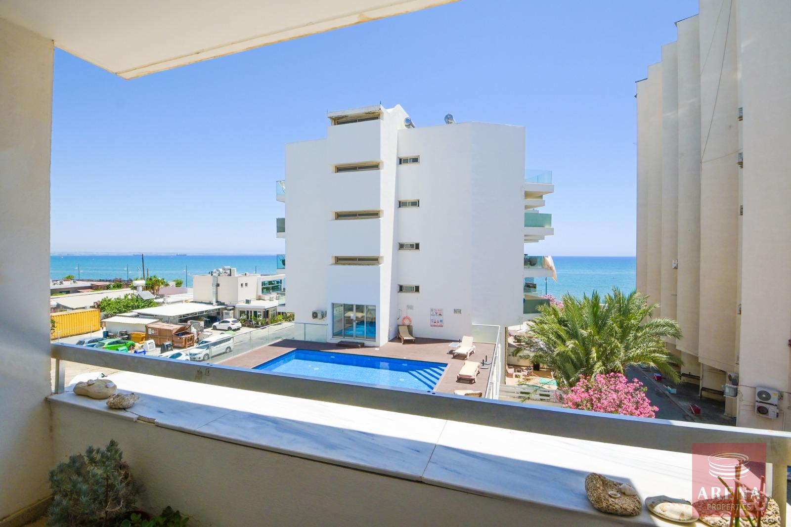 1-3-BED-APT-MAKENZY-9798-5-1