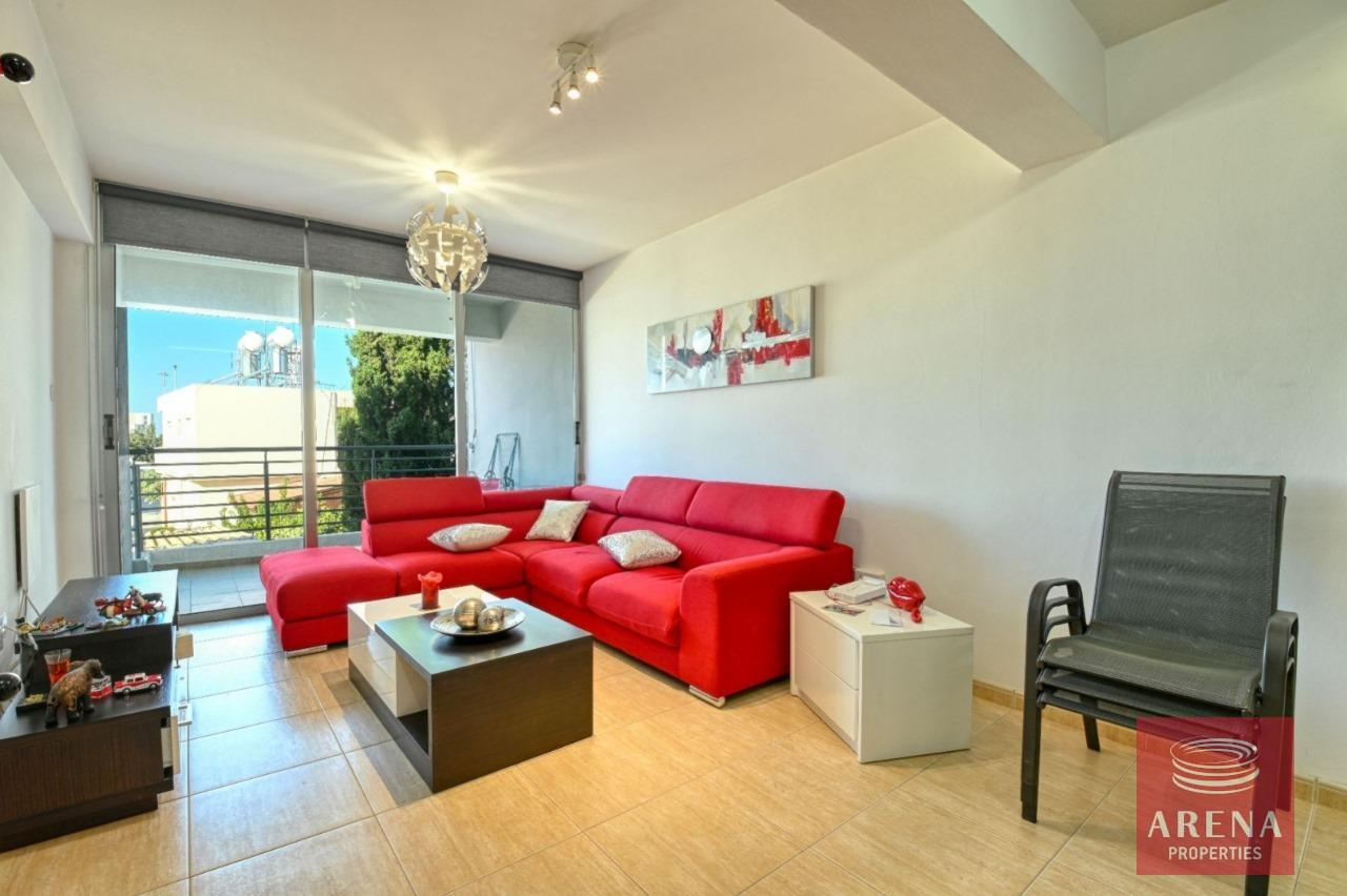 1-3-BED-APT-PARALIMNI-7739