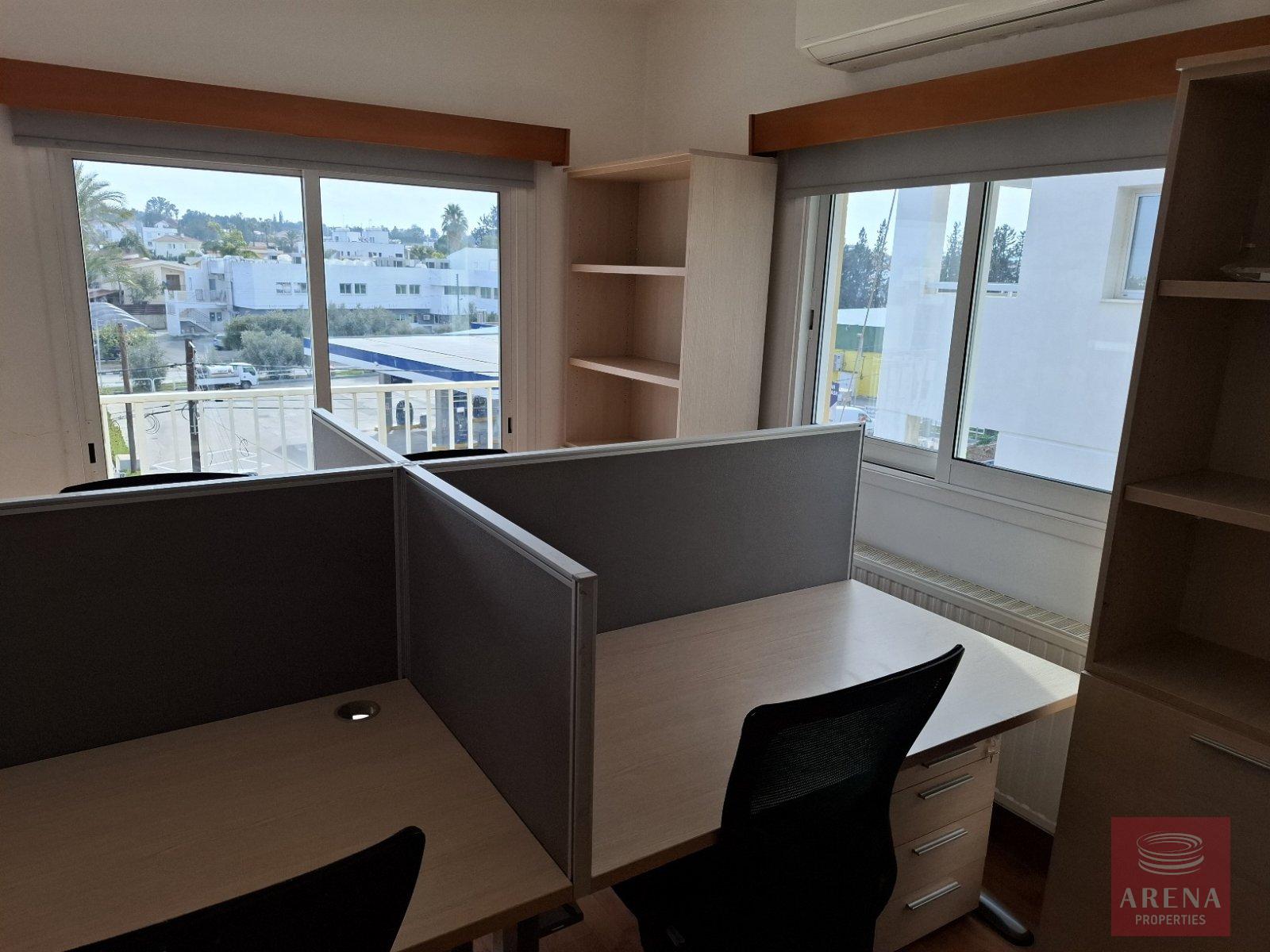 1-3-BED-APT-STROVOLOS-9889-14-1