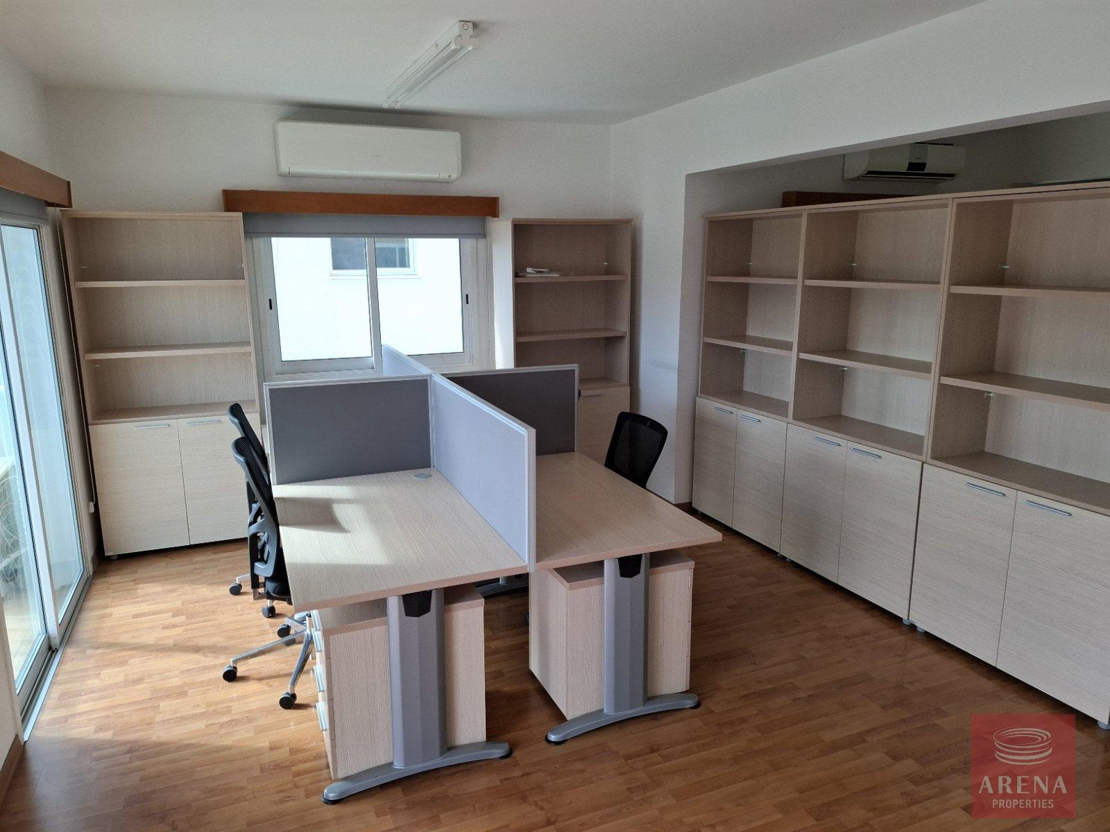 1-3-BED-APT-STROVOLOS-9889-16-1