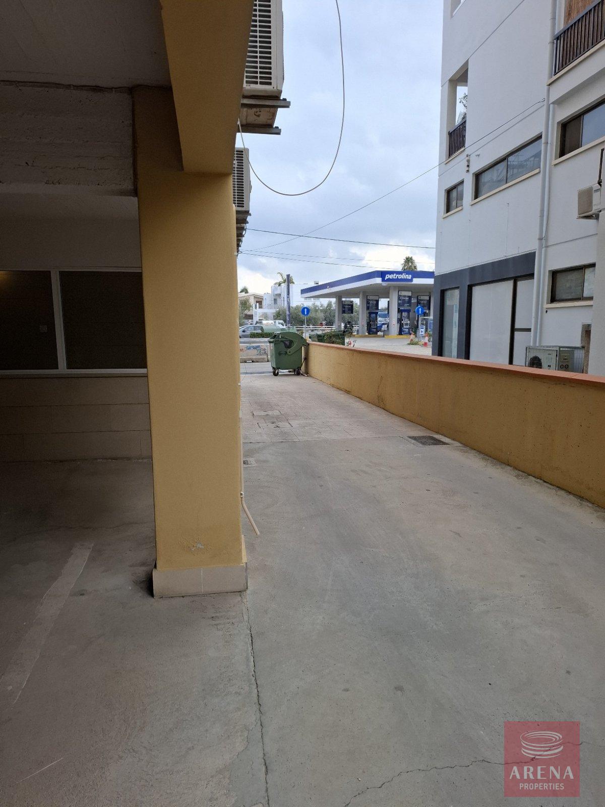 1-3-BED-APT-STROVOLOS-9889-19-1