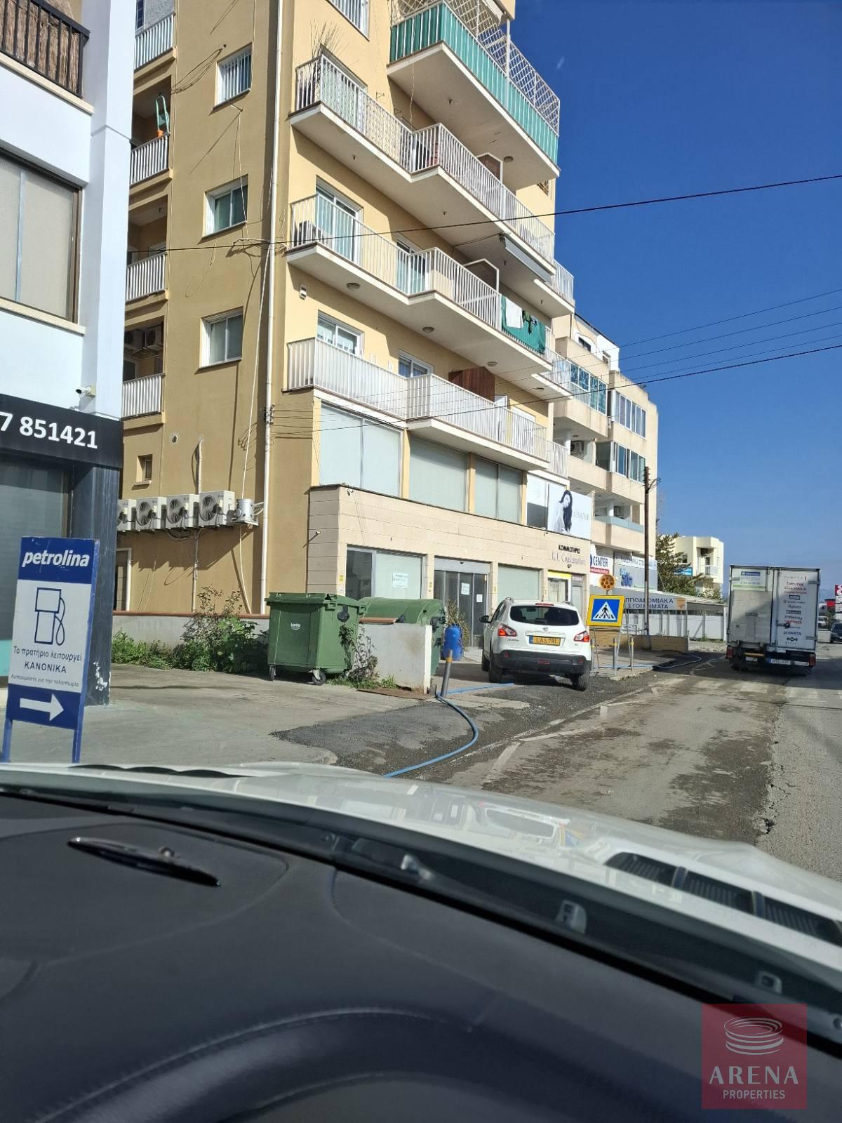 1-3-BED-APT-STROVOLOS-9889-25-1