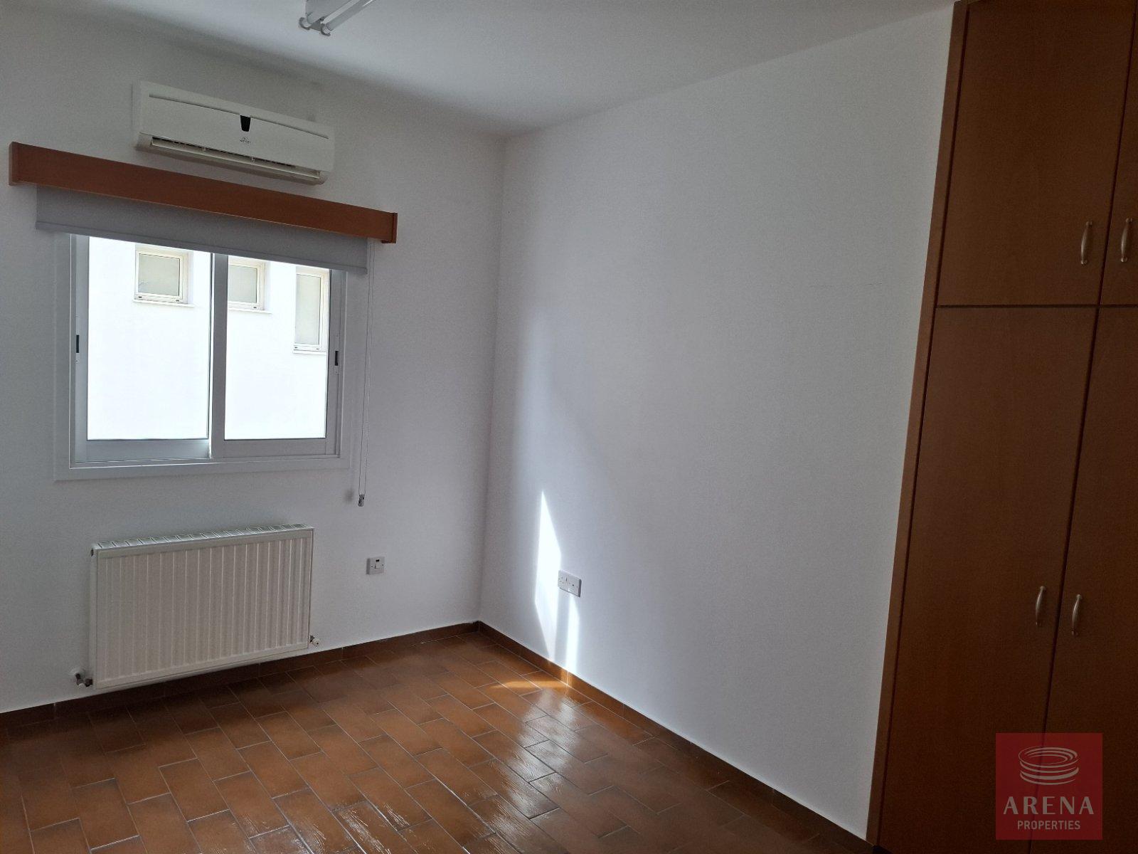 1-3-BED-APT-STROVOLOS-9889-29-1