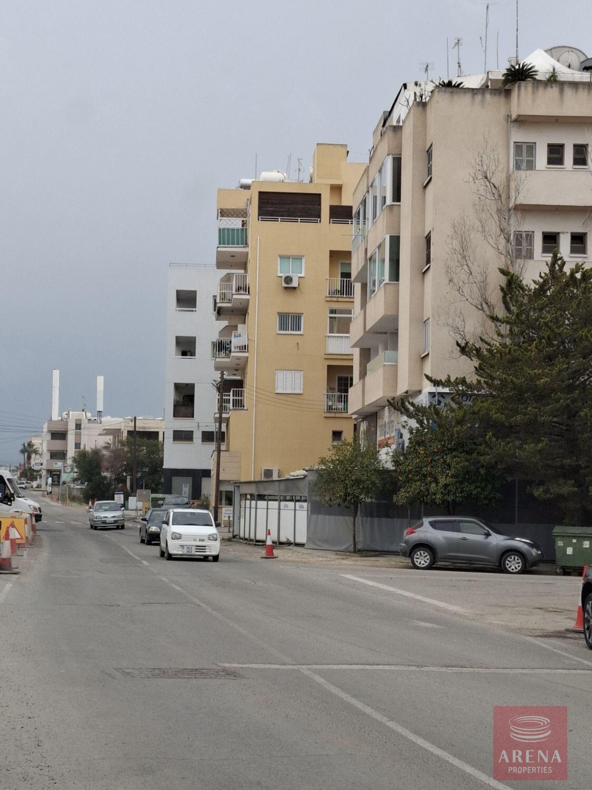 1-3-BED-APT-STROVOLOS-9889-30-1