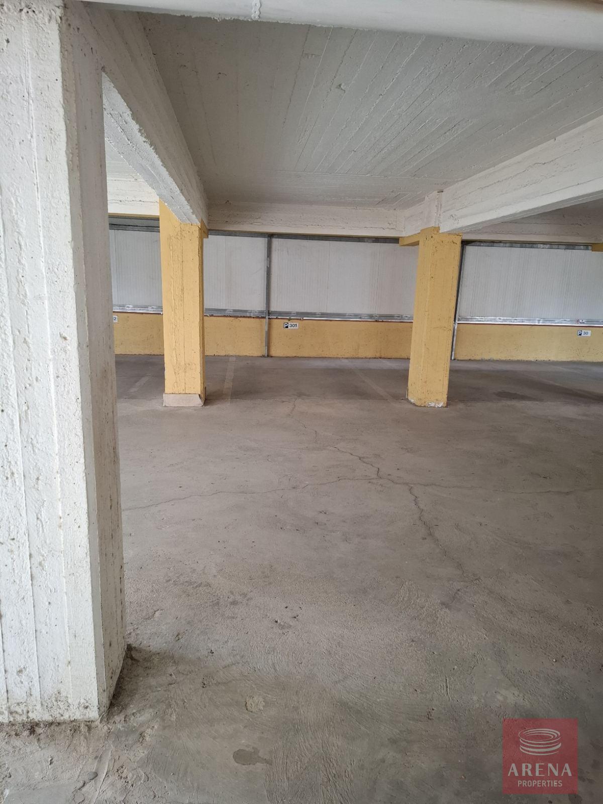 1-3-BED-APT-STROVOLOS-9889-4-1