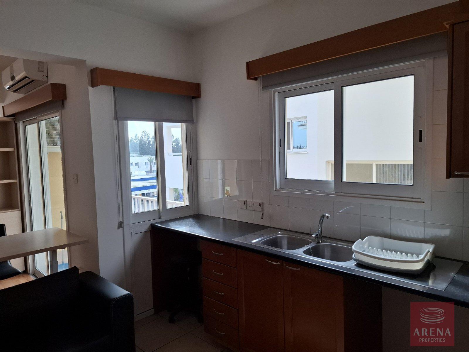 1-3-BED-APT-STROVOLOS-9889-7-1