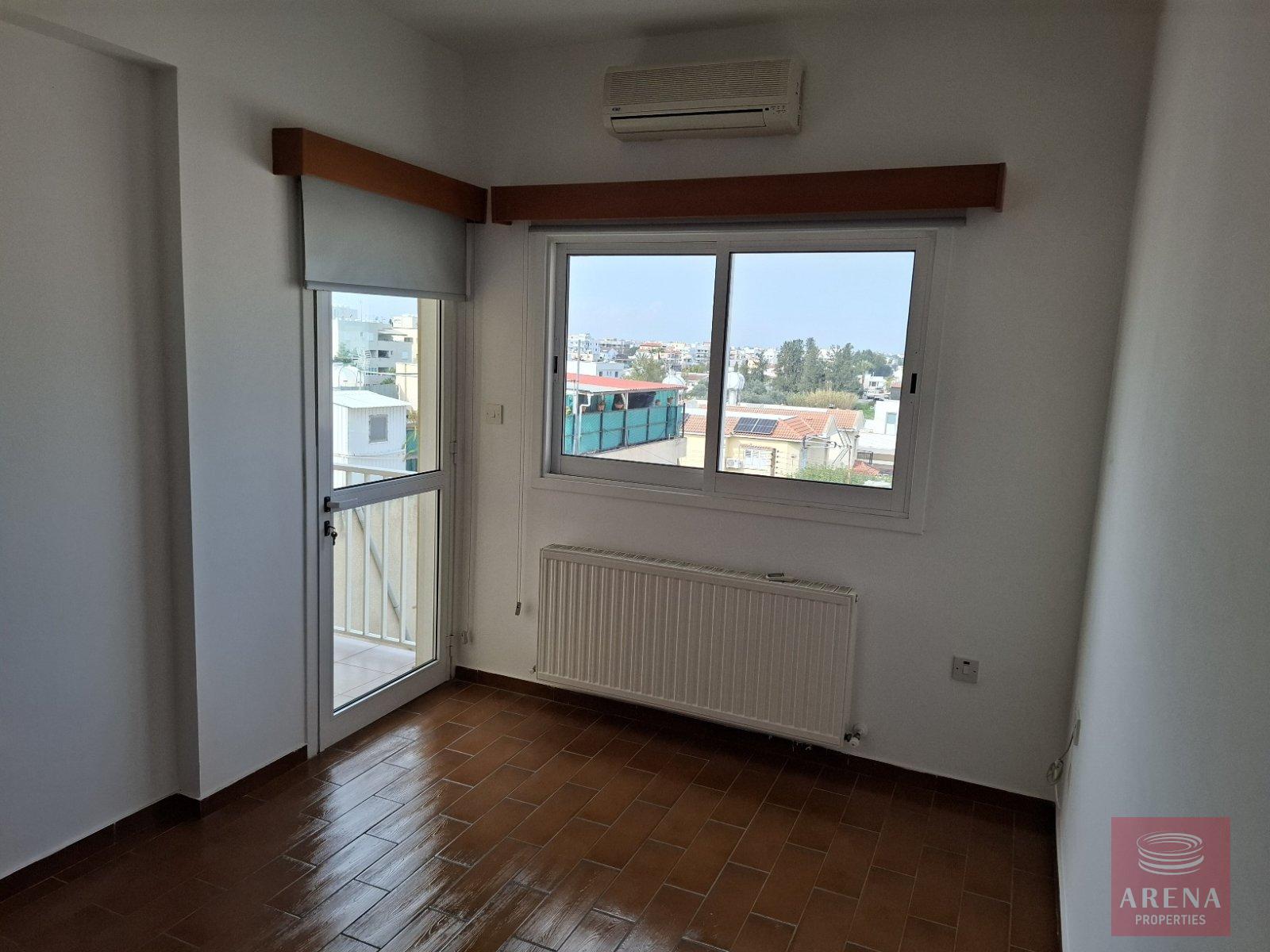 1-3-BED-APT-STROVOLOS-9889-9-1