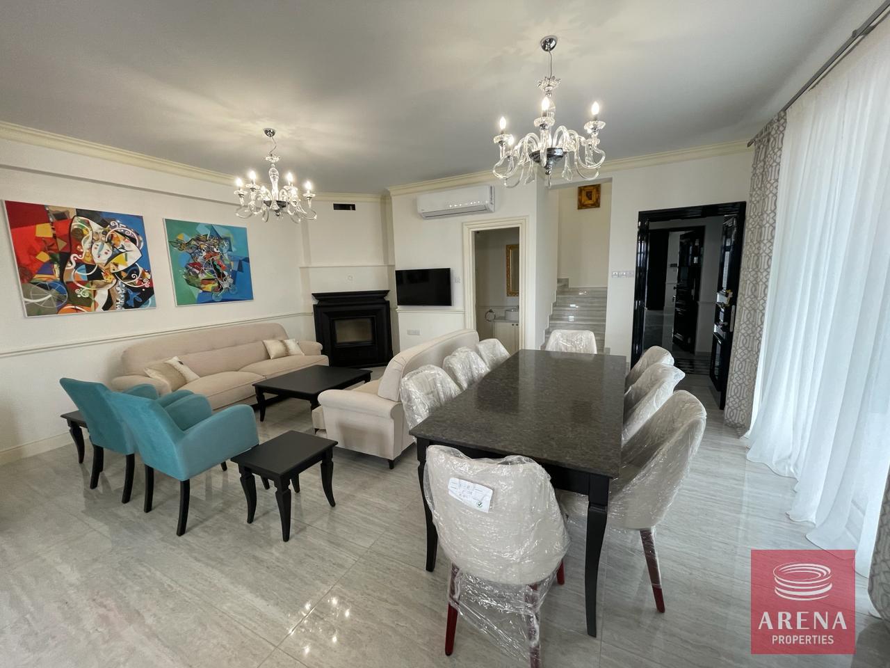 1-3-BED-DUPLEX-7773-1