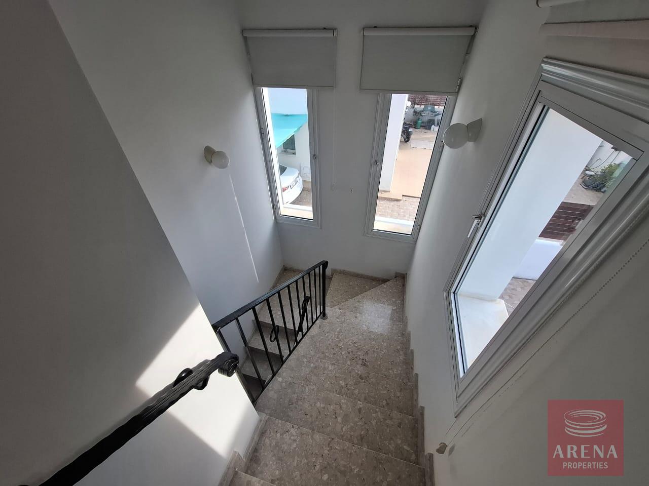 1-3-BED-VILLA-FOR-RENT-IN-AYIA-TRIADA-9516-9