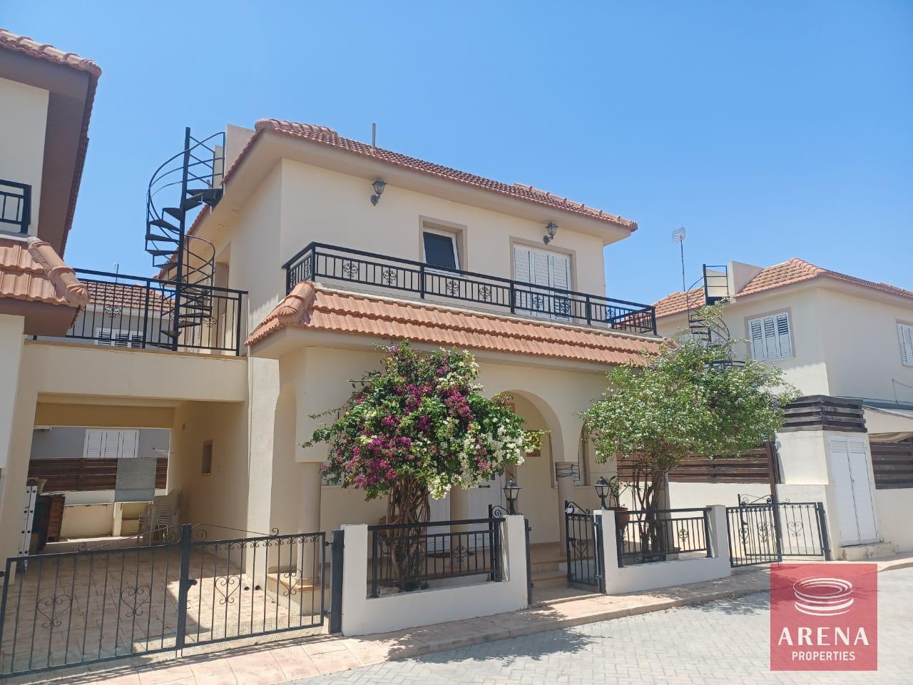 1-3-BED-VILLA-IN-AVGOROU-7036