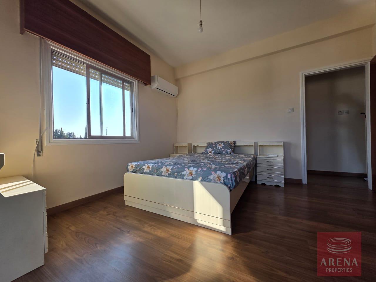 1-3-bed-apt-for-rent-9751-4-1