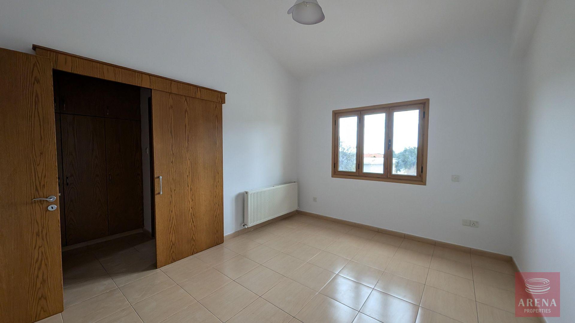 1-3-bed-bungalow-inmaroni-9468-10