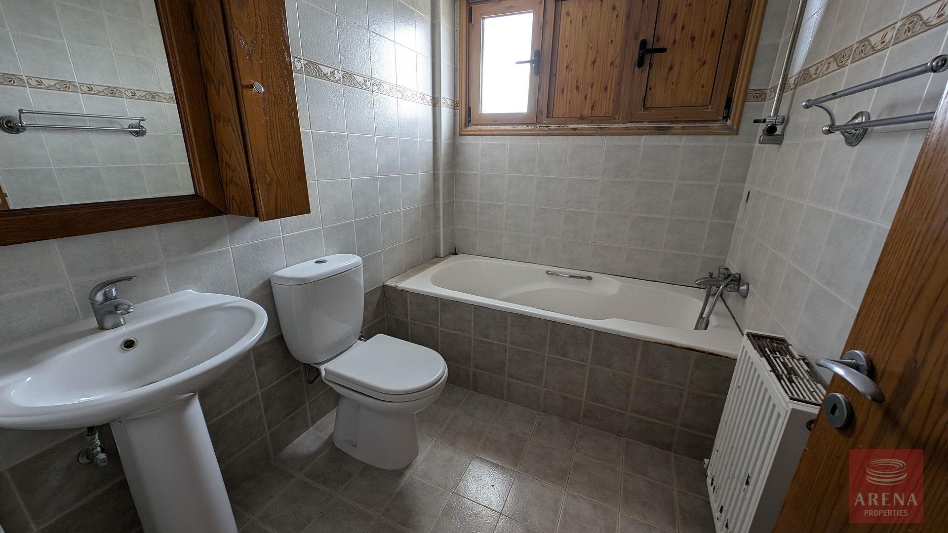 1-3-bed-bungalow-inmaroni-9468-11