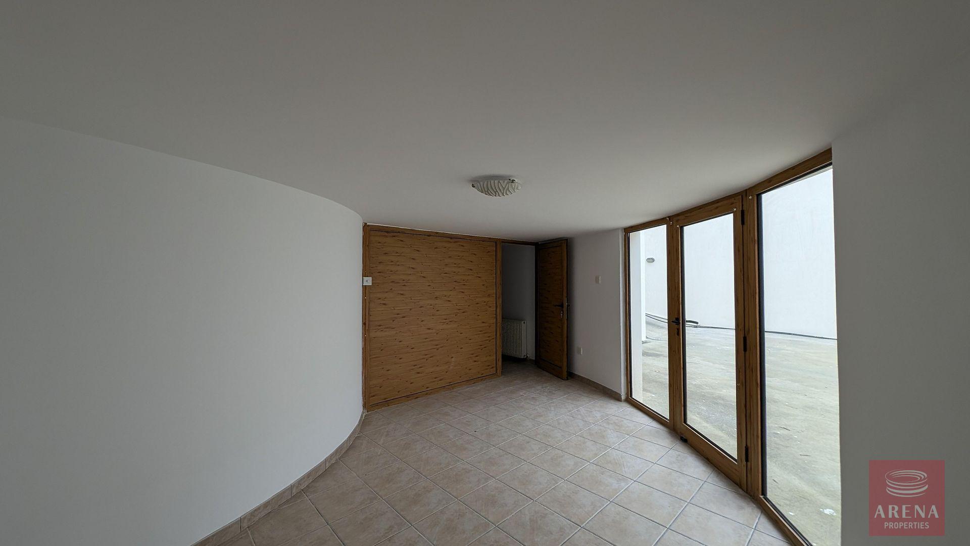 1-3-bed-bungalow-inmaroni-9468-22