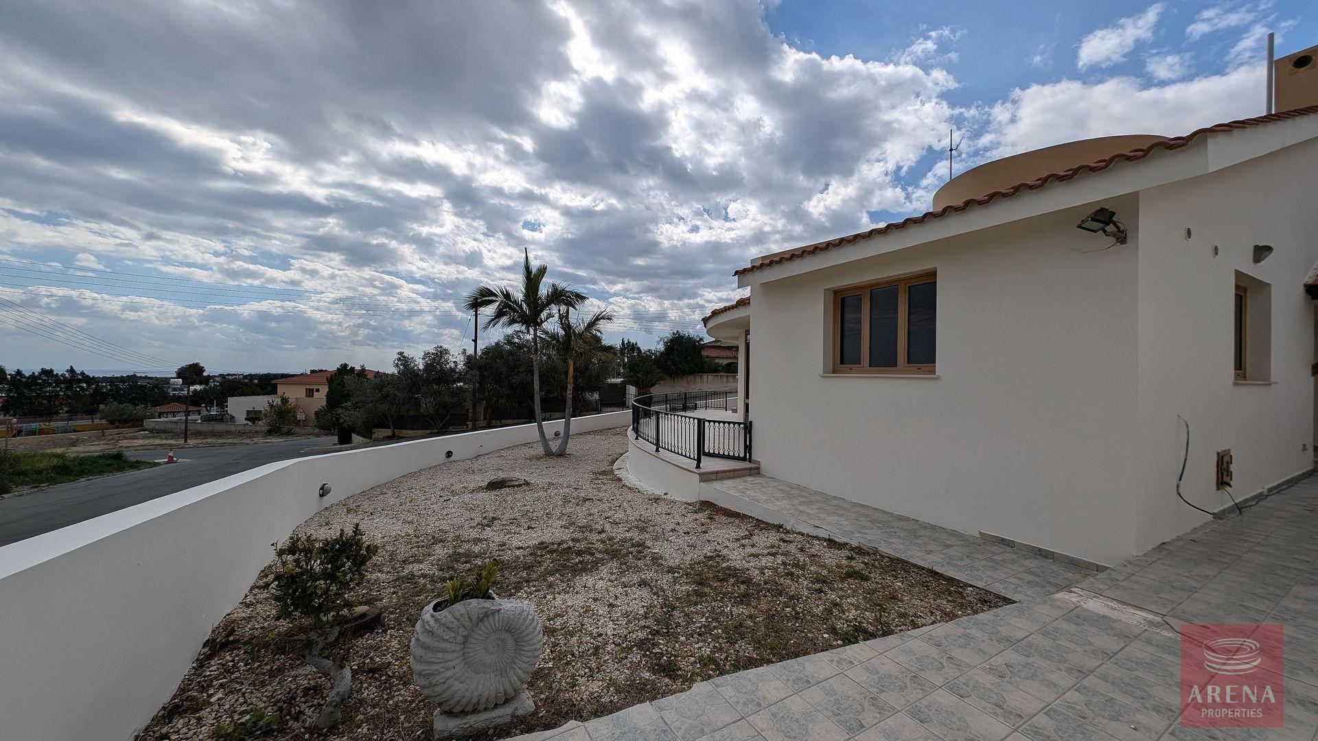 1-3-bed-bungalow-inmaroni-9468-25