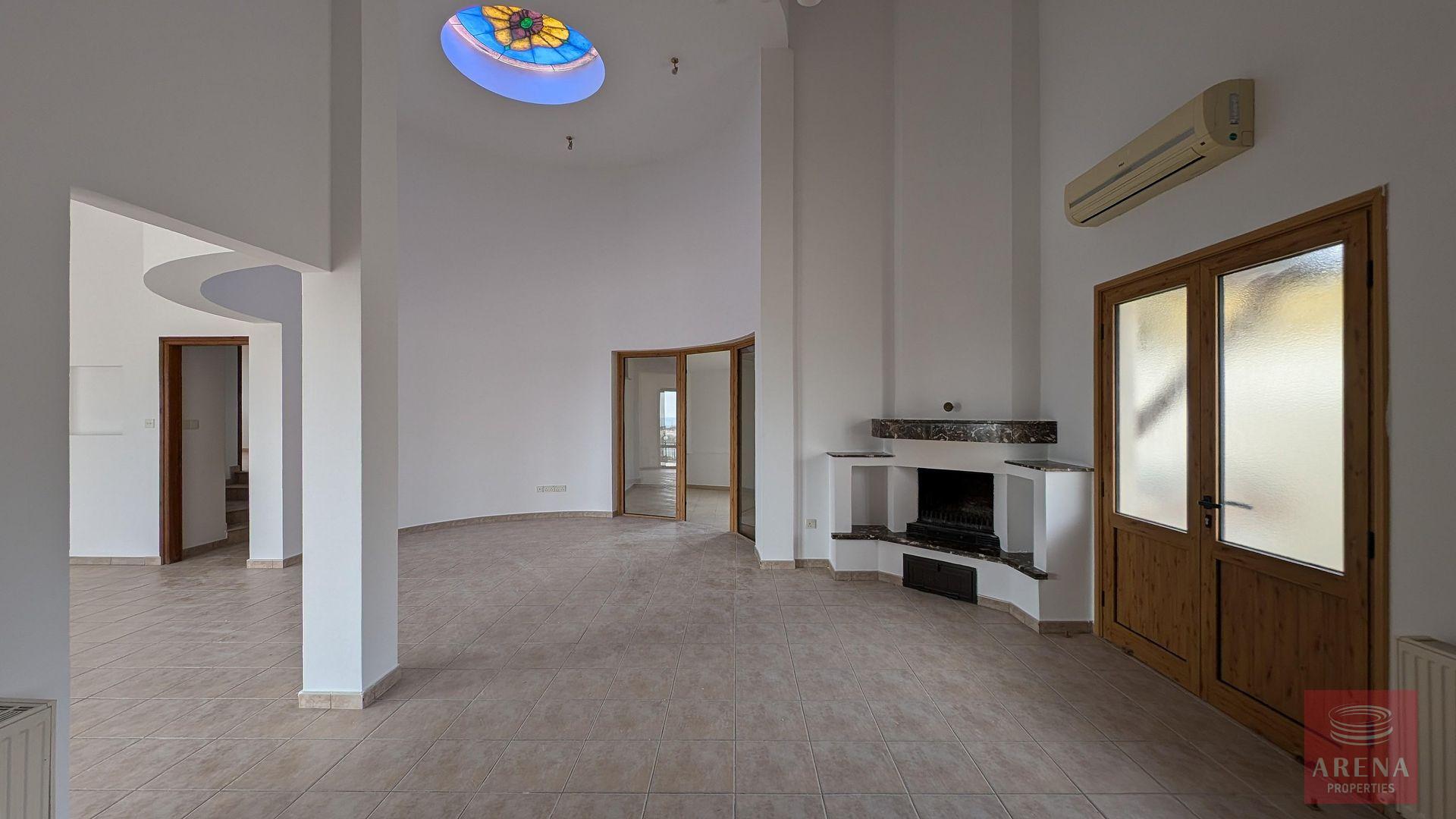 1-3-bed-bungalow-inmaroni-9468-5