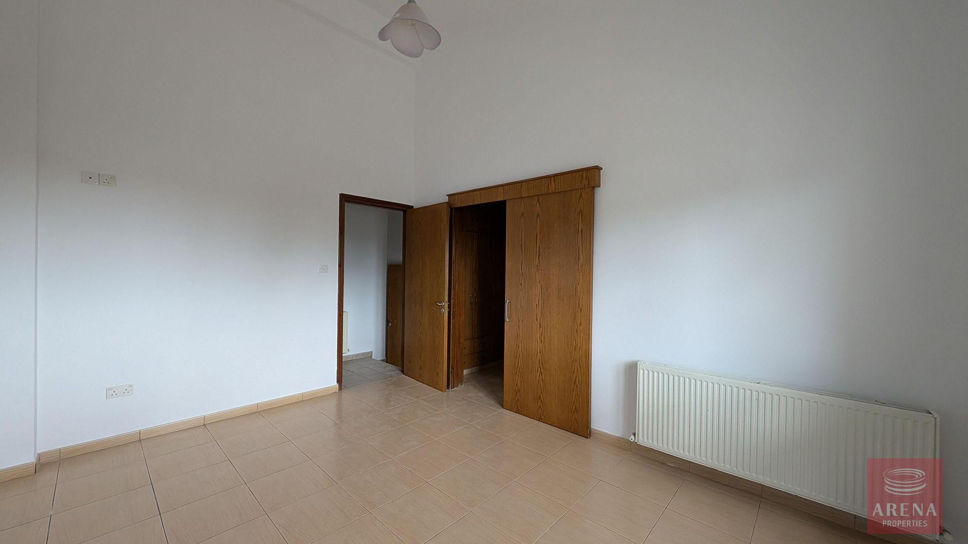1-3-bed-bungalow-inmaroni-9468-7
