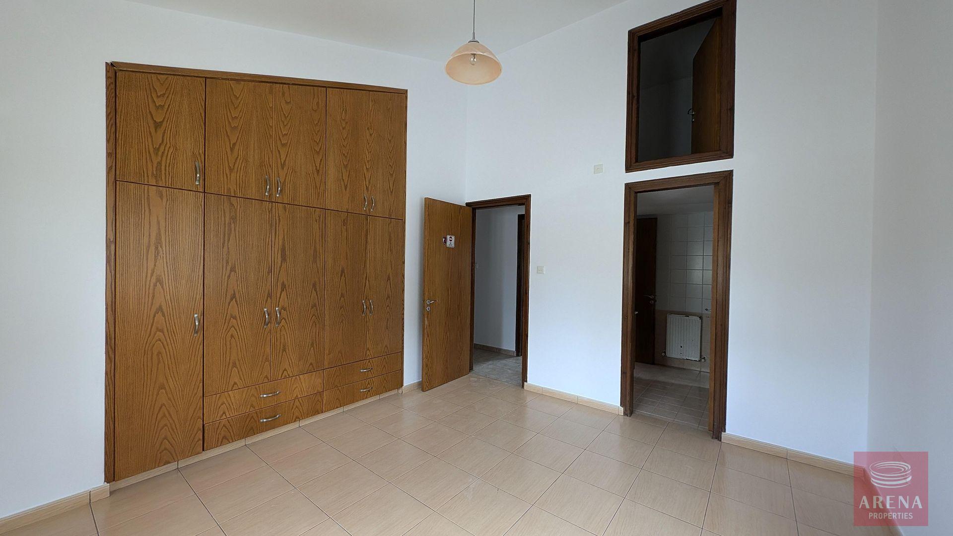 1-3-bed-bungalow-inmaroni-9468-8