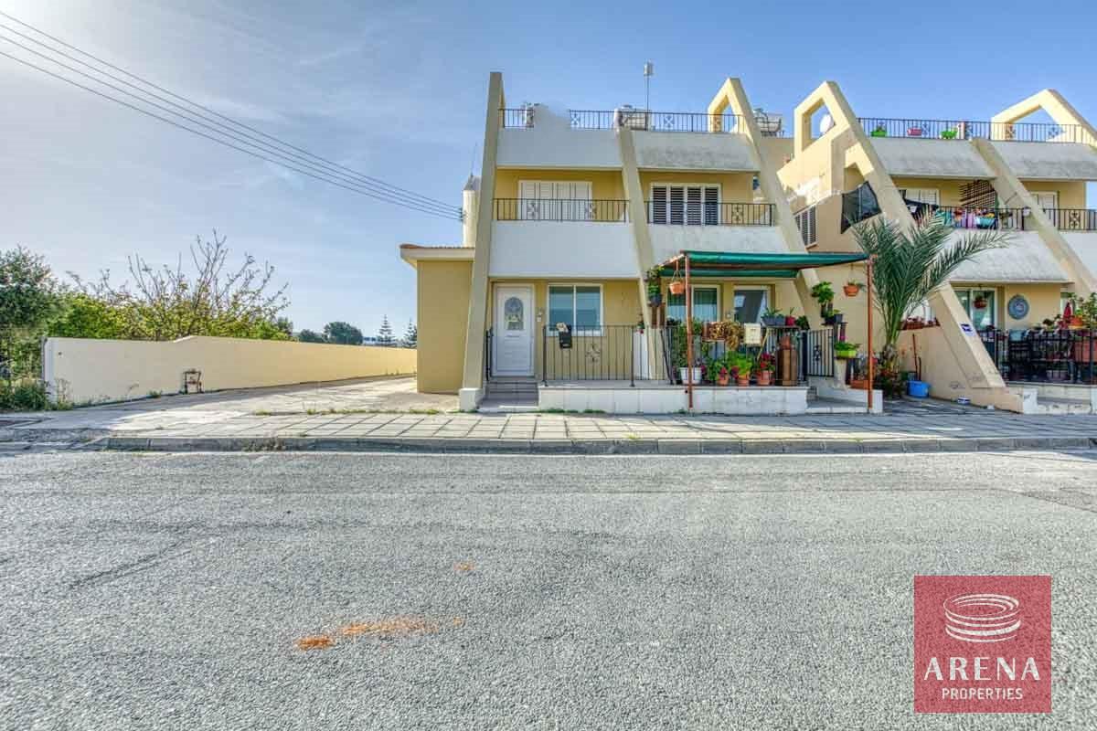 1-3-bed-th-for-sale-in-Paralimni-5880-1