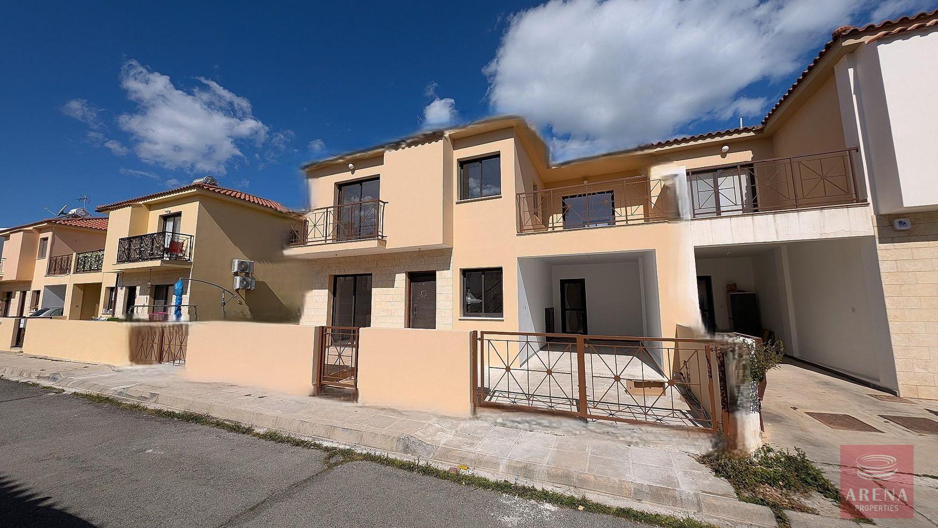1-3-bed-villa-dromolaxia-9317