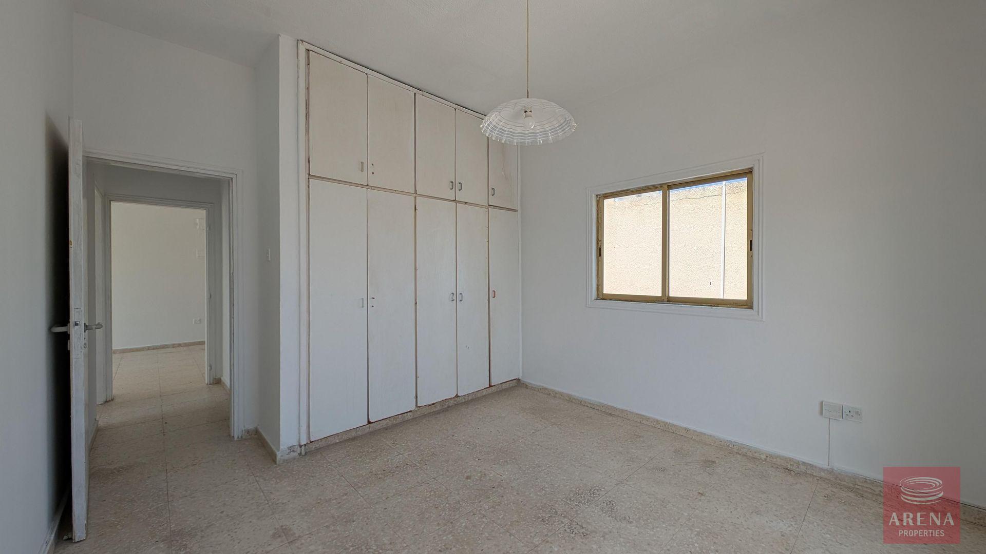 1-4-APTS-IN-PARALIMNI-9764-12-1