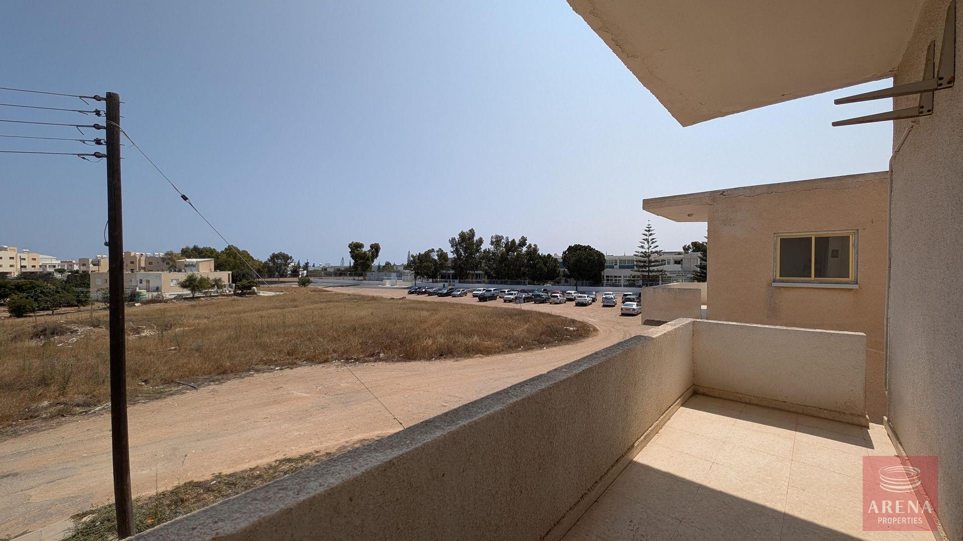 1-4-APTS-IN-PARALIMNI-9764-21-1