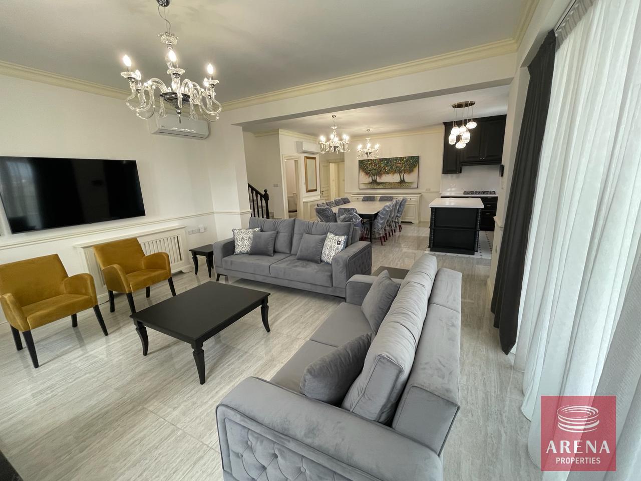 1-4-BED-DUPLEX-7774-1