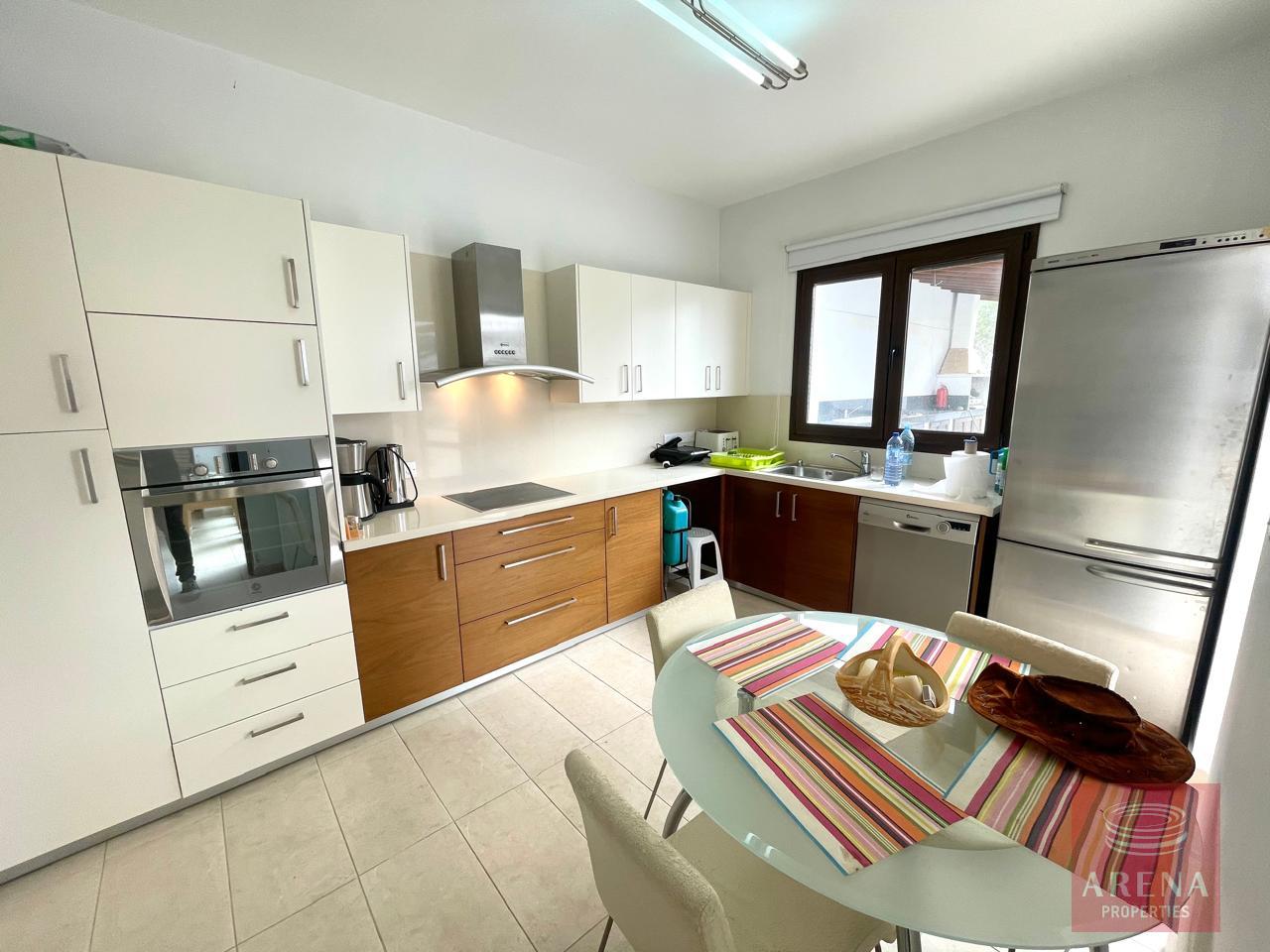 1-4-BED-VILLA-FOR-SALE-IN-AGIA-THEKLA-9489-12-1