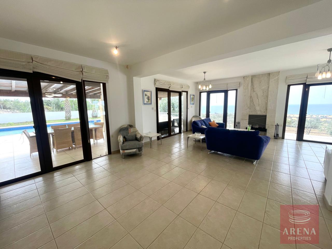 1-4-BED-VILLA-FOR-SALE-IN-AGIA-THEKLA-9489-20-1